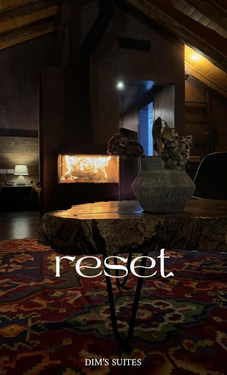 קורצ'ה Dim'S Hotel & Restaurant מראה חיצוני תמונה